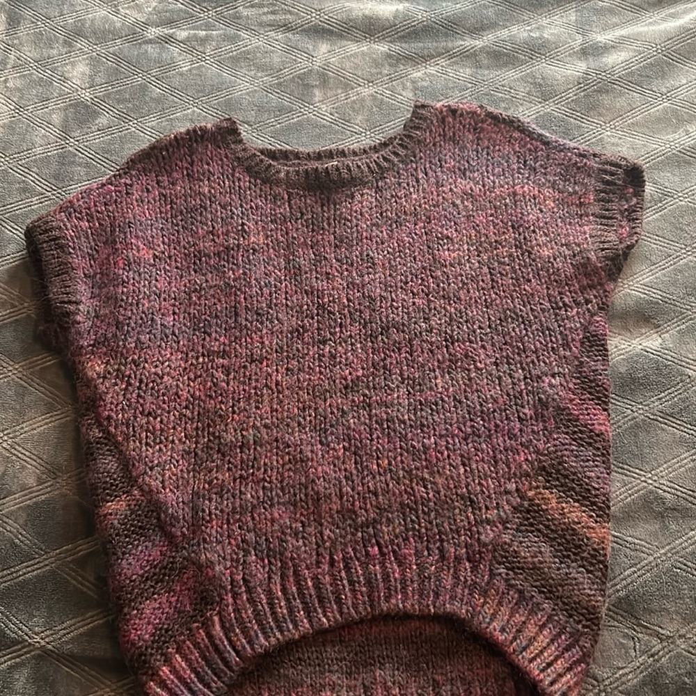 Shirt sleeves sweater